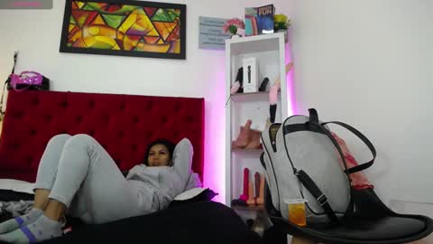 Tifanny Nails  online show from 09.28.25