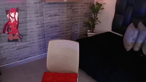 Snapshot of tinna__hottie chatting on 01.22.25 Tinna Goddess online show from 01.22.25