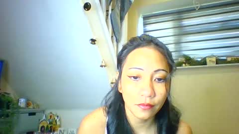 Snapshot of tinyasian911718 chatting on 12.30.24 Tinyasian911718 sweetinyasian instagram online show from 12.30.24