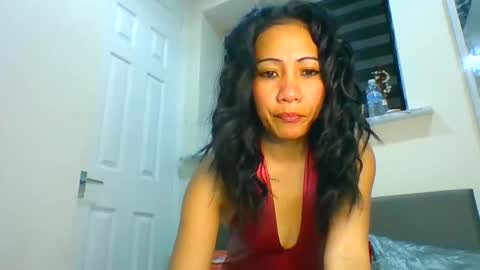 Snapshot of tinyasian911718 chatting on 01.05.25 Tinyasian911718 sweetinyasian instagram online show from 01.05.25