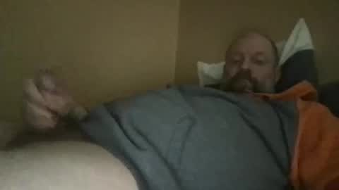 Snapshot of tmacdaddy82 chatting on 10.10.25 tmacdaddy82 online show from 10.10.25