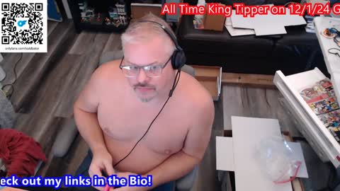 Snapshot of toddbator chatting on 12.03.24 Todd Bator online show from 12.03.24