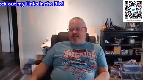 Snapshot of toddbator chatting on 03.12.25 Todd Bator online show from 03.12.25