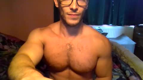 tom90ukx online show from 10.13.25