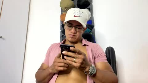 Snapshot of tom_kingfit chatting on 02.07.25 SPORTSFIT29 online show from 02.07.25