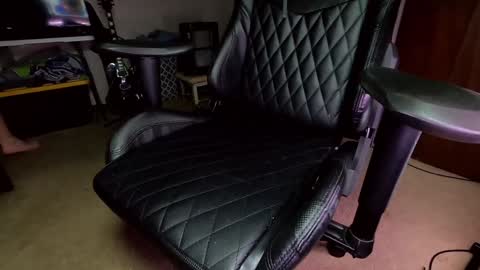 Snapshot of tomizhan chatting on 12.02.24 Tomi online show from 12.02.24