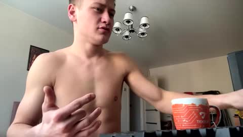 Snapshot of tommy_shak chatting on 02.17.25 Tommy Shak online show from 02.17.25