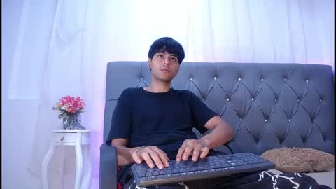 Snapshot of tonnyhawk707 chatting on 10.30.25 Tonny online show from 10.30.25