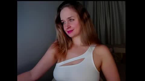 Snapshot of tony_and_alice chatting on 12.18.24 Tony and Alice online show from 12.18.24