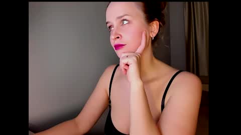 Snapshot of tony_and_alice chatting on 02.12.25 Tony and Alice online show from 02.12.25