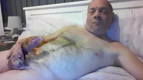 Snapshot of tonygibbson62 chatting on 12.28.24 tonygibbson62 online show from 12.28.24
