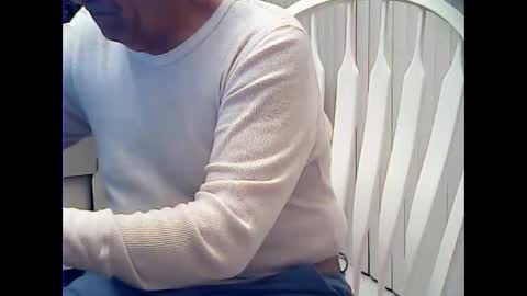 Snapshot of tonymcfly99 chatting on 01.28.25 tonymcfly99 online show from 01.28.25