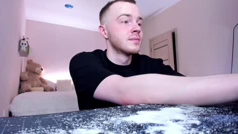 Snapshot of toohornyserj chatting on 01.07.25 toohornyserj online show from 01.07.25