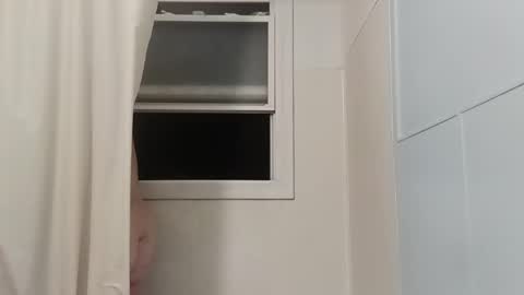 Snapshot of totallyawesome_65 chatting on 09.19.25 totallyawesome_65 online show from 09.19.25