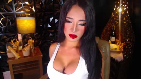 ROSY TAN  BE MY KING DONT FORGET TO FOLLOW AND THUMBS UP ME online show from 01.23.25