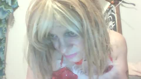 traphouseslutbunny4fun online show from 12.25.24