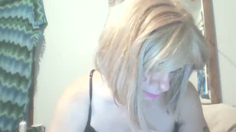 traphouseslutbunny4fun online show from 12.31.24