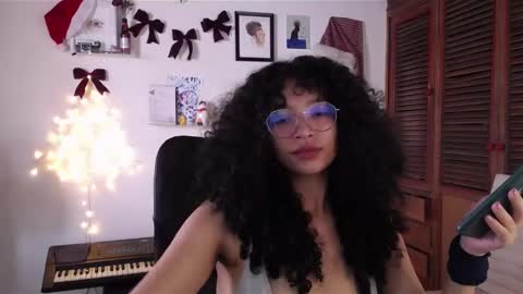 Snapshot of treasuresz chatting on 12.06.24 Emily online show from 12.06.24