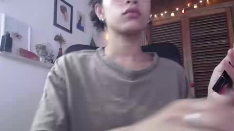 Snapshot of treasuresz chatting on 01.29.25 Emily online show from 01.29.25