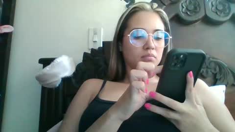 triana_bell online show from 01.13.25