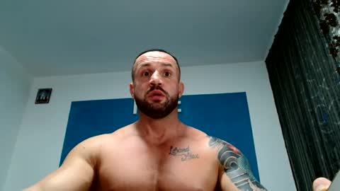 Snapshot of tridentmuscles chatting on 02.02.25 tridentmuscles online show from 02.02.25