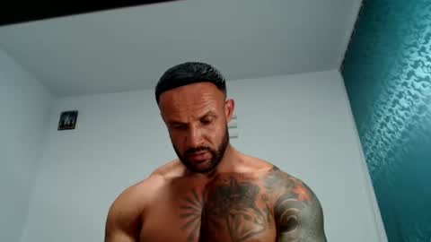 Snapshot of tridentmuscles chatting on 11.16.25 tridentmuscles online show from 11.16.25