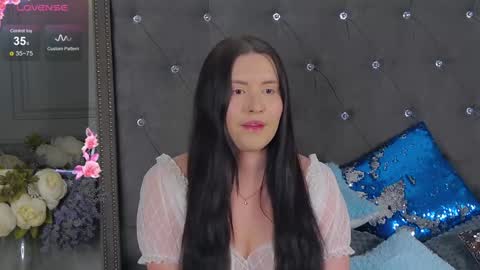 Snapshot of trisha_winslet chatting on 01.12.25 trisha_winslet online show from 01.12.25