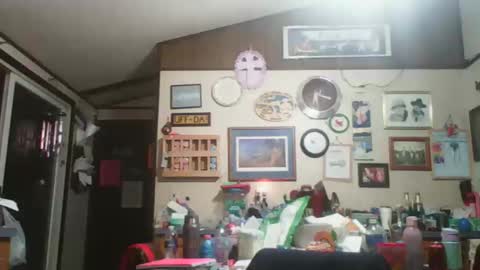 Snapshot of truckerswifetobe chatting on 09.11.25 TruckersWifeToBe online show from 09.11.25