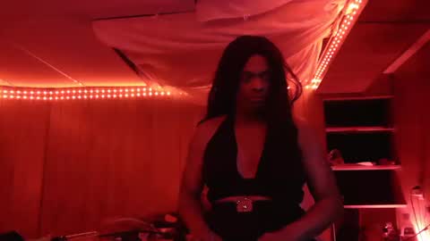 Snapshot of tsnitra chatting on 12.21.24 TsNitra online show from 12.21.24