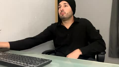 Snapshot of tuamante000 chatting on 12.05.24 Stimulation make me Cum in Public or in Pvt online show from 12.05.24