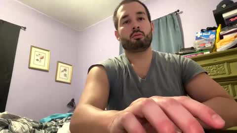 Snapshot of tuamante000 chatting on 12.13.24 Stimulation make me Cum in Public or in Pvt online show from 12.13.24