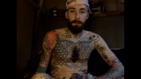 Snapshot of tuhands chatting on 12.11.24 Tuhands online show from 12.11.24