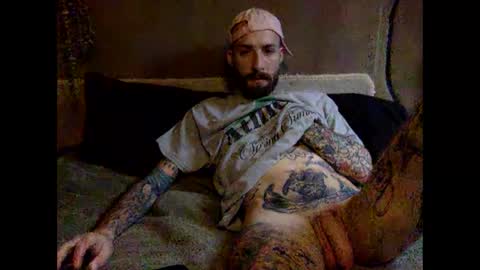 Snapshot of tuhands chatting on 02.11.25 Tuhands online show from 02.11.25