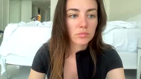 Snapshot of tutmarinaa chatting on 01.18.25 tutmarinaa online show from 01.18.25