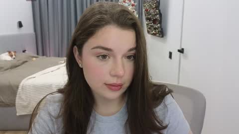 Snapshot of tutti_frutti_ chatting on 12.01.24 Ariana online show from 12.01.24