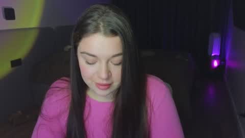 Snapshot of tutti_frutti_ chatting on 01.14.25 Ariana online show from 01.14.25