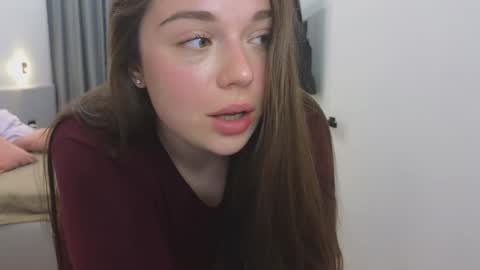 Snapshot of tutti_frutti_ chatting on 03.03.25 Ariana online show from 03.03.25