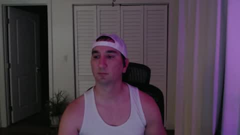 Snapshot of uglyduck3532 chatting on 11.09.25 uglyduck3532 online show from 11.09.25