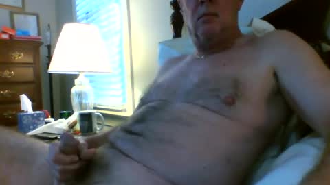 Snapshot of uncman4u2c chatting on 02.08.25 uncman4u2c online show from 02.08.25