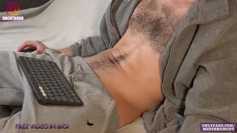 Snapshot of uncutgerman420 chatting on 02.13.25 Mister Uncut online show from 02.13.25