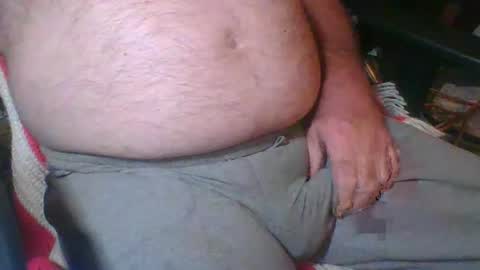 Snapshot of uncutmike7x5 chatting on 01.02.25 uncutmike7x5 online show from 01.02.25