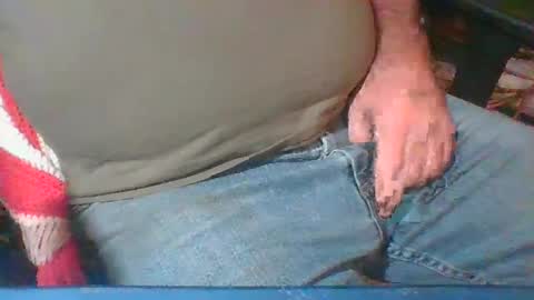 Snapshot of uncutmike7x5 chatting on 01.24.25 uncutmike7x5 online show from 01.24.25