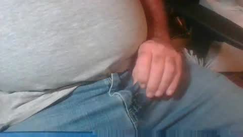 Snapshot of uncutmike7x5 chatting on 02.11.25 uncutmike7x5 online show from 02.11.25