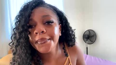 Snapshot of unholybaddie chatting on 10.07.25 Unholybaddie online show from 10.07.25