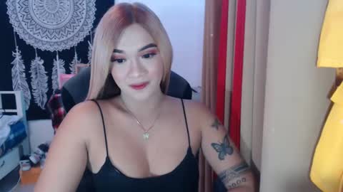 Snapshot of urasiandreamgirlxxx chatting on 12.05.24 jess online show from 12.05.24