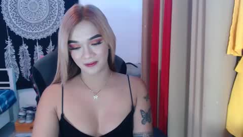 Snapshot of urasiandreamgirlxxx chatting on 12.06.24 jess online show from 12.06.24