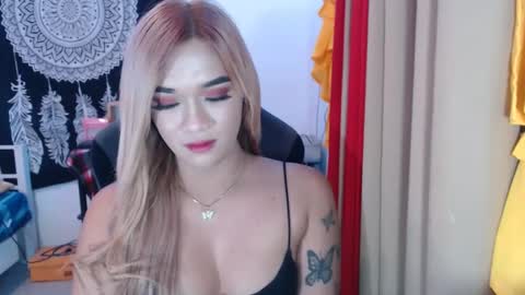 Snapshot of urasiandreamgirlxxx chatting on 12.07.24 jess online show from 12.07.24