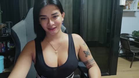 Snapshot of urasiandreamgirlxxx chatting on 11.10.25 jess online show from 11.10.25