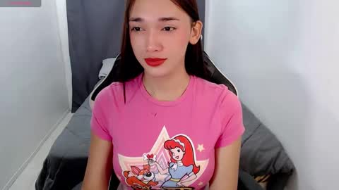 Snapshot of urasianpinaylizaxxx chatting on 01.14.25 Its me Liza online show from 01.14.25