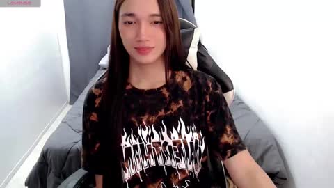 Snapshot of urasianpinaylizaxxx chatting on 01.15.25 Its me Liza online show from 01.15.25